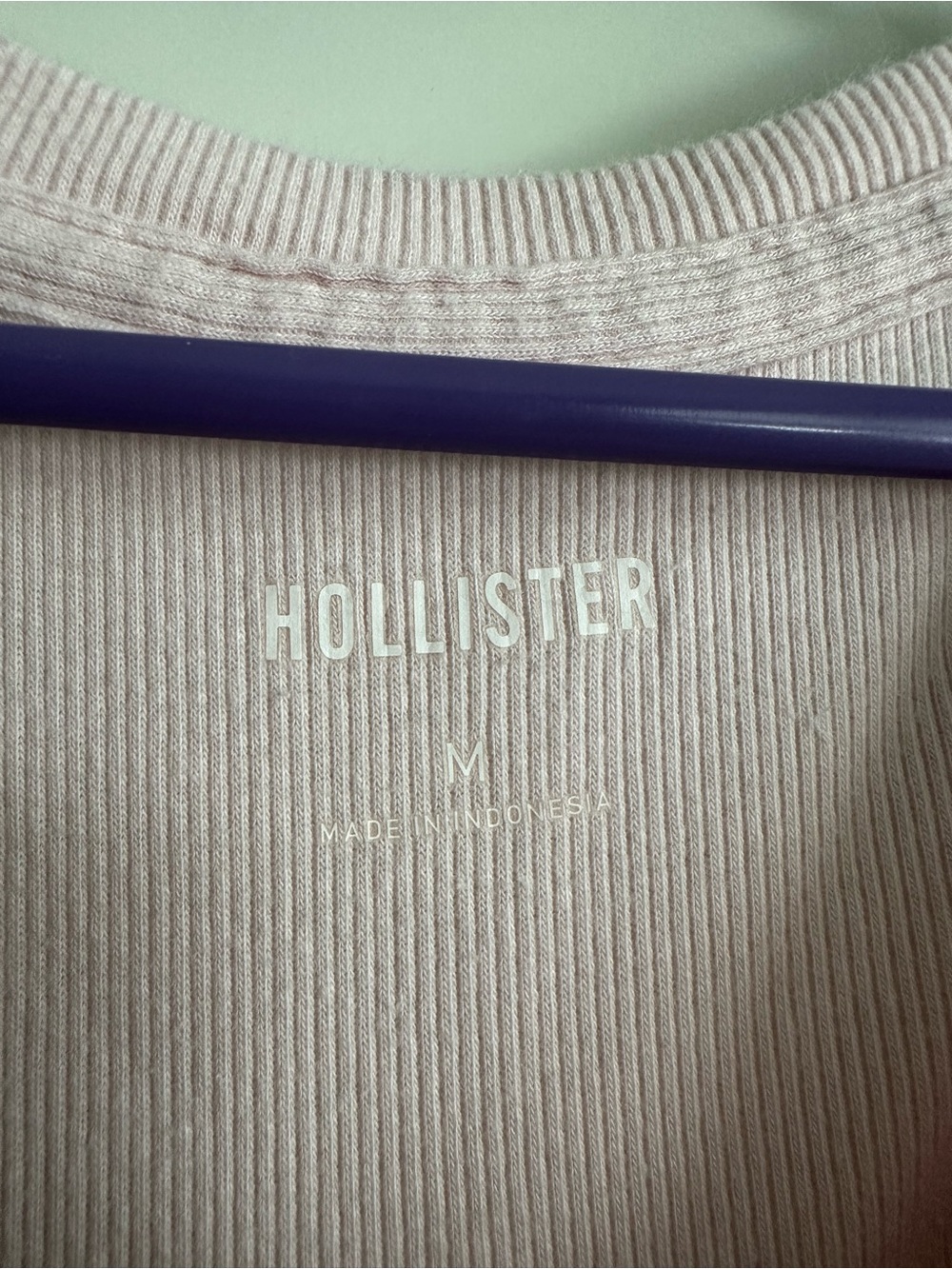 Hollister Long-Sleeve Pink Henley Top - Picture 2 of 2